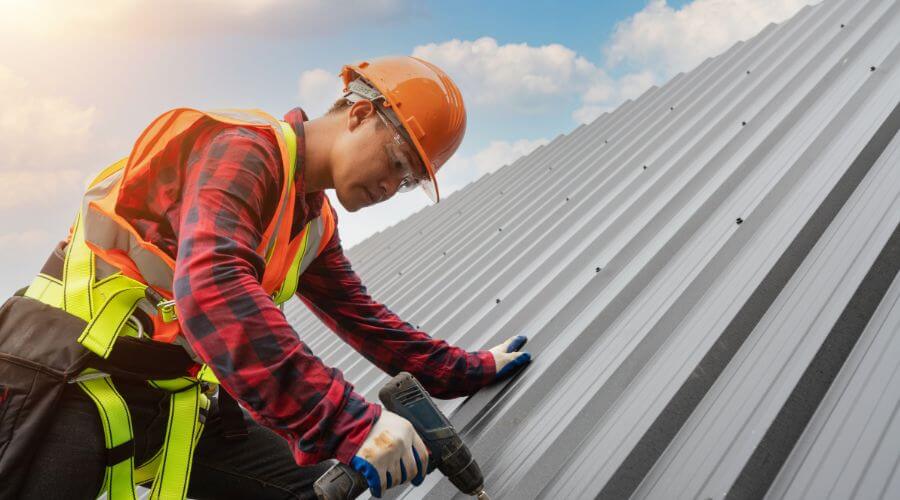 Expert tile roof repair services in Starbuck, WA